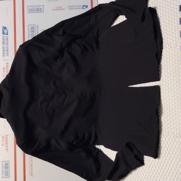 Magaschoni Notch Collar Soft Stretchy Material 1 Button Closure Rayon Blazer - Picture 4 of 4